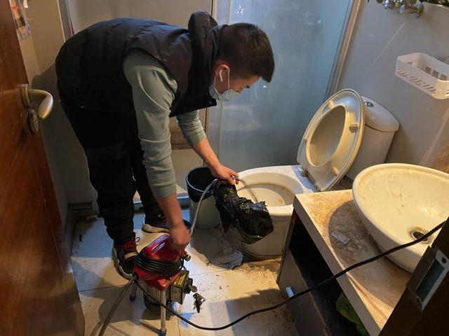 桥西马桶疏通-疏通下水道